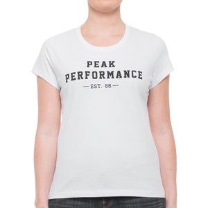 🔴2/$25 NWT WHITE Peak Performance Paula cotton T-Shirt